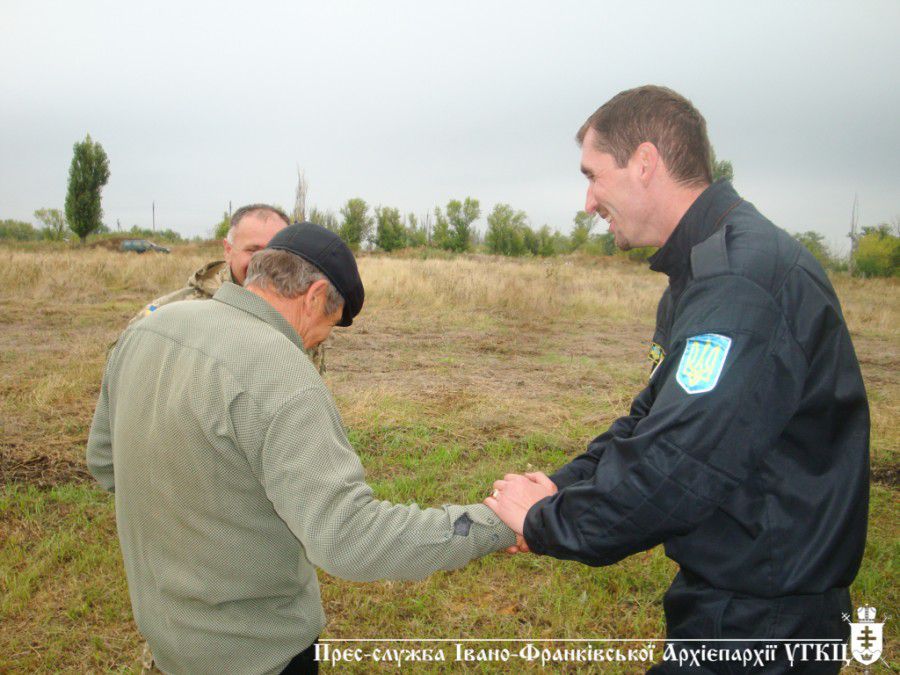 Капелани передали жителям Сходу одяг та взуття, а військовослужбовцям ПВО &mdash; продукти та засоби гігієни
