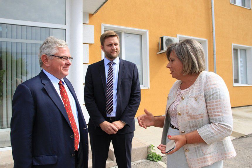 Керівники компанії представили сферу діяльності підприємства та розповіли про історію його створення