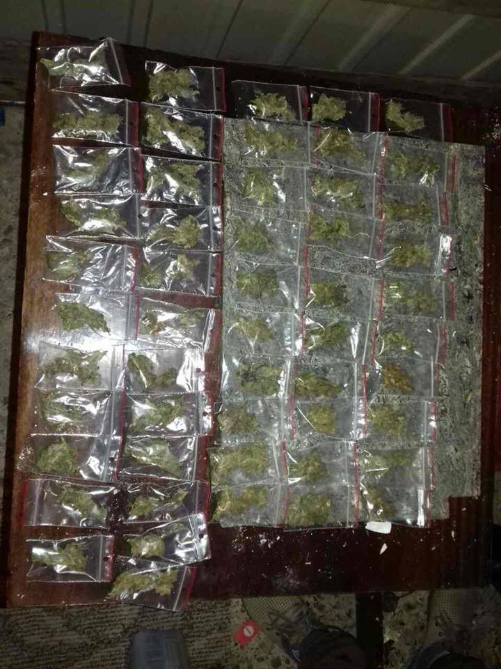 Наркотики і зброю калушанин зберігав удома | Фото: Василь Маківничук 