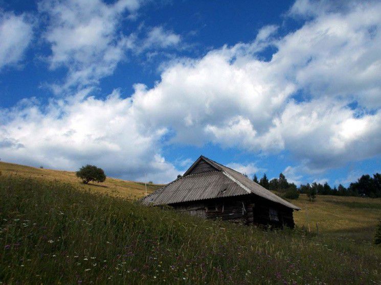 Років 30 тому туристам пропонували тури &laquo;по революційних місцях Прикарпаття&raquo;. Тепер популярні інші маршрути,