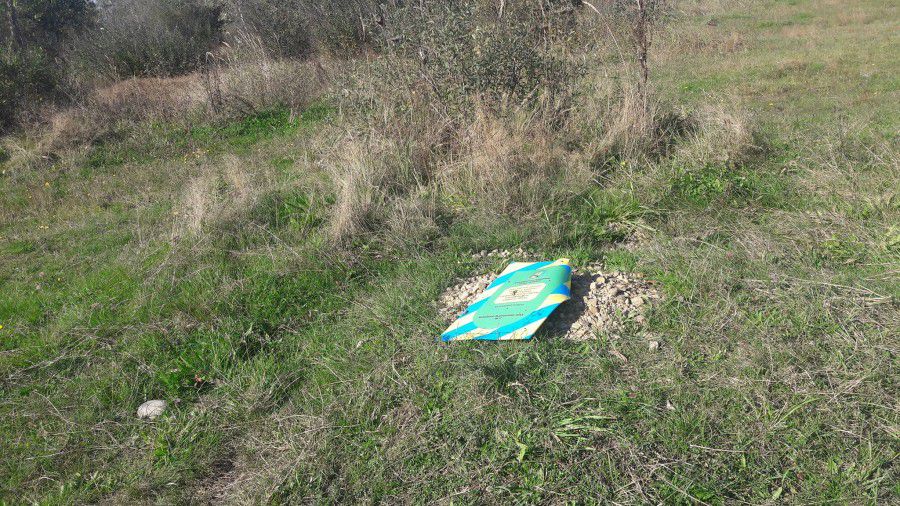 Знак звалено і понищено | Фото: Виталій Шабловський