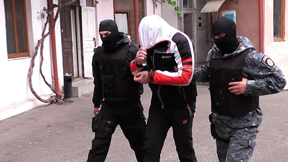 Ілюстрація. &laquo;Мною встановлено чотири кілограми тротилу в місці скупчення багатьох дітей&raquo;, &mdash; повідомляв