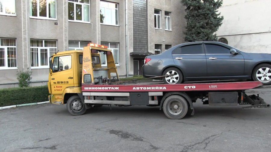 Автівку зрештою забрали на зберігання у Калуський відділ поліції
