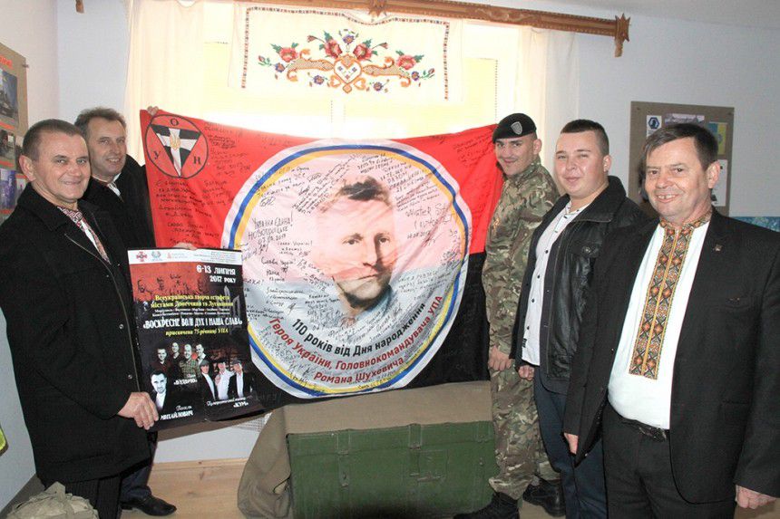 Калуський гумористинйи театр "КУМ" також взяв участь у культурно-просвітницькій акції &laquo;Воскресне волі ду