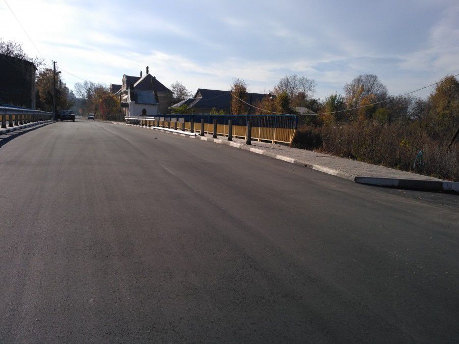 Міст на вулиці Чорновола готовий до транспортних навантажень | Фото: Тетяна Кіндюх