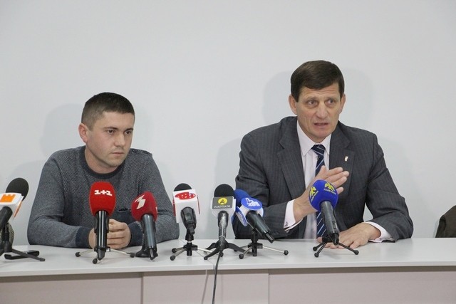 Коли з&rsquo;явилася інформація про масові поховання, обласна рада додатково спрямувала 100 тисяч гривень на проведення 