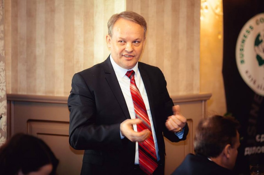 Ілюстрація. Семеро медійників отримали звання &laquo;заслужений журналіст&raquo; серед них генеральний директор товарист