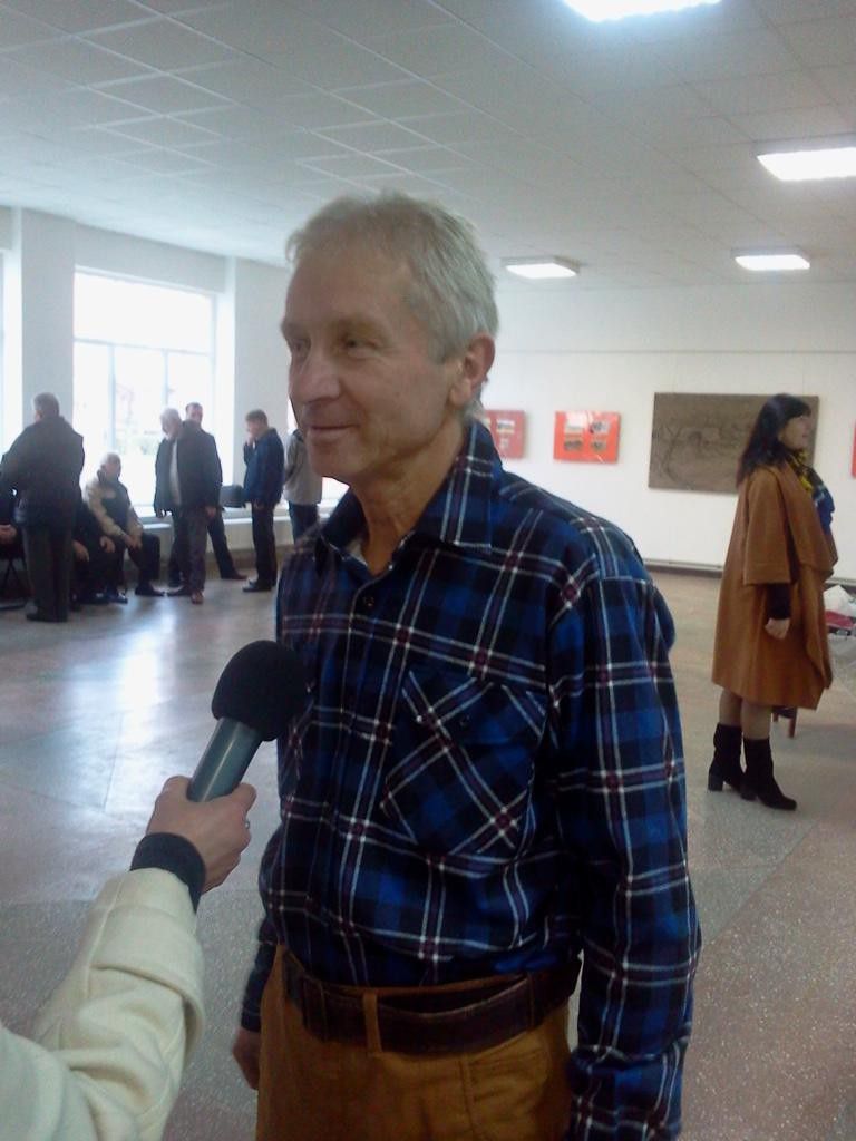 Виставка акварелей Віктора Коніва відкрилася у Калуші