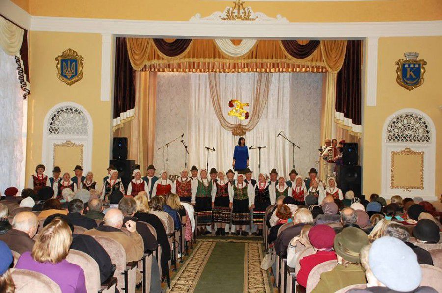 25-літній ювілей народного фольклорно-етнографічного ансамблю пісні і танцю &laquo;Студенька&raquo; відзначили у Калуші 