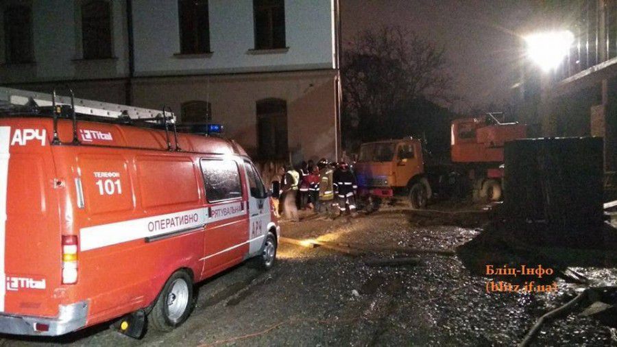 Вчора в Івано-Франківську обвалилась стіна новобудови на території католицької школи