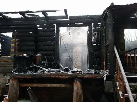 На Івано-Франківщині вщент згорів житловий будинок