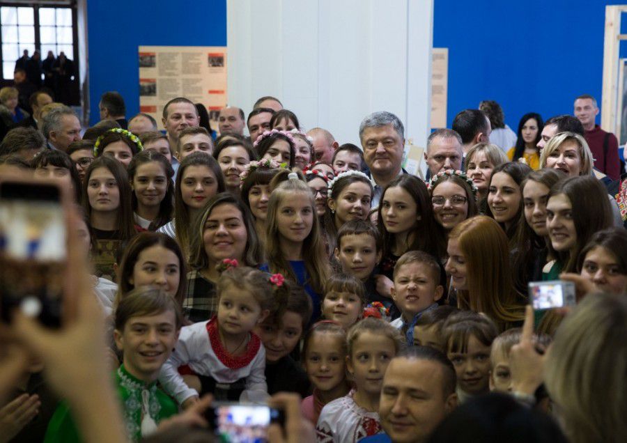 "Книга Добра" потрапить до Національної бібліотеки Ватикану, бібліотеки Конгресу США, до Королівської книгозбі