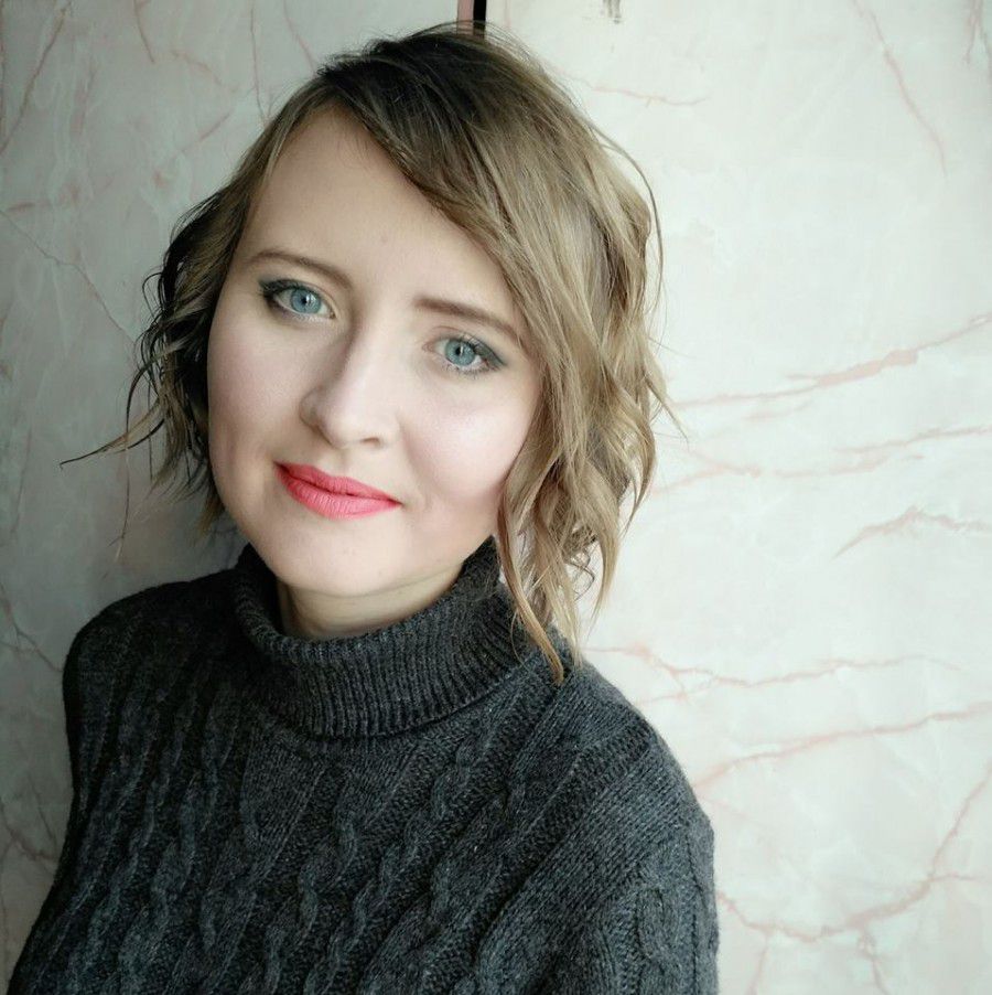 Працівниця відділу адміністрації Олександра Хоптяк була визнана кращим працівником року