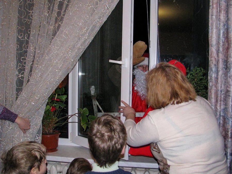 Ігор Роп'яник  розповів історію фотографії 2009 року та про те як часто йому доводилося бути &laquo;Миколаєм&raquo;