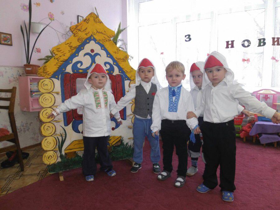 Півники ледь не спалили хату, тож дітки тепер знатимуть, що вогонь може бути небезпечним