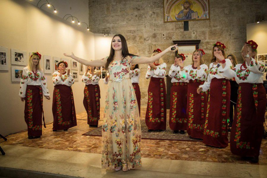 Артисти із Прикарпаття відсвяткували свій  храмовий празник  із італійською громадою