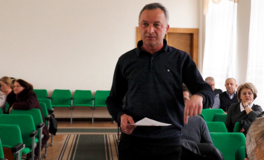 Потрібні негайні рішення, поки система ще так-сяк тримається, вважає голова бюджетної комісії Калуської районної ради Ва