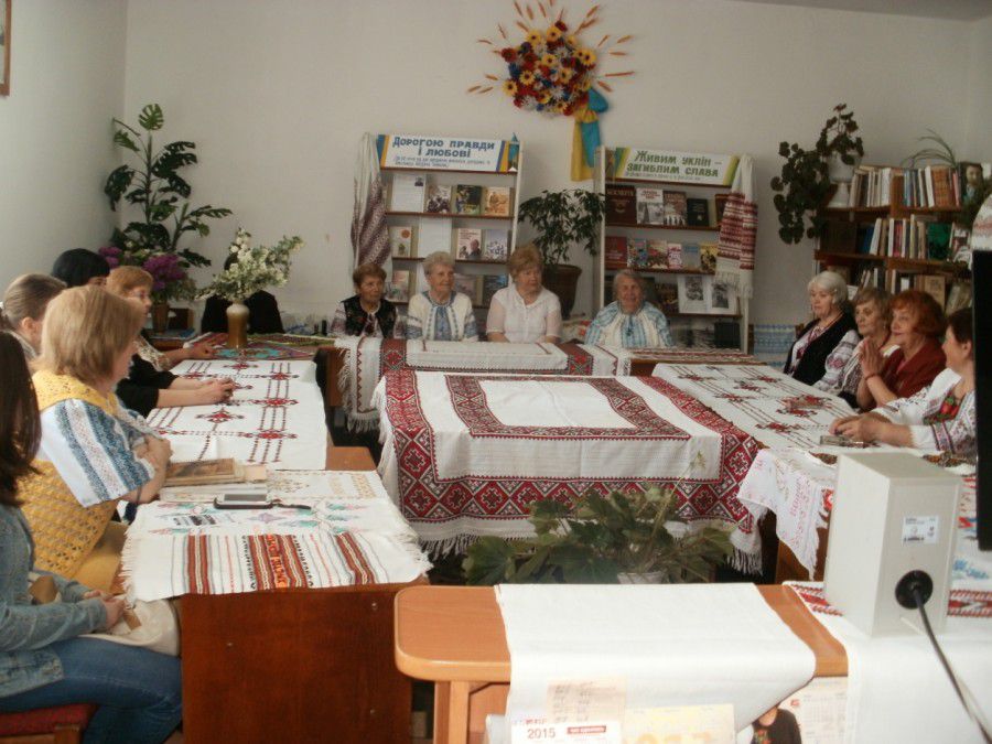 Центральна районна бібліотека розташувалася у приміщення санепідстанції у Калуші на вулиці Каракая