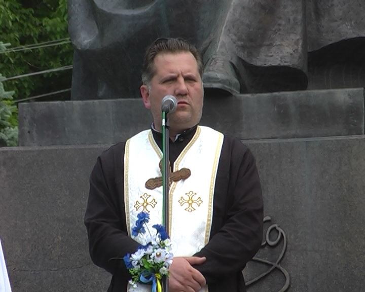 "В цей день хочу побажати, щоби кожен із нас зробив усе можливе, аби наші серця були яслами для Богодитятка", 