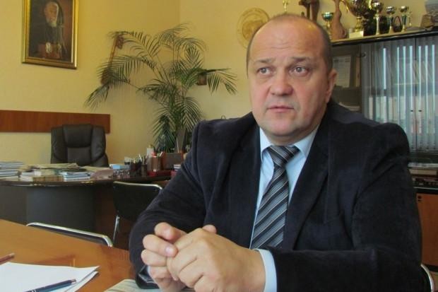 Як видно з анонсу передачі, очільник Долини Володимир Гаразд перевдягався Санта-клаусом.