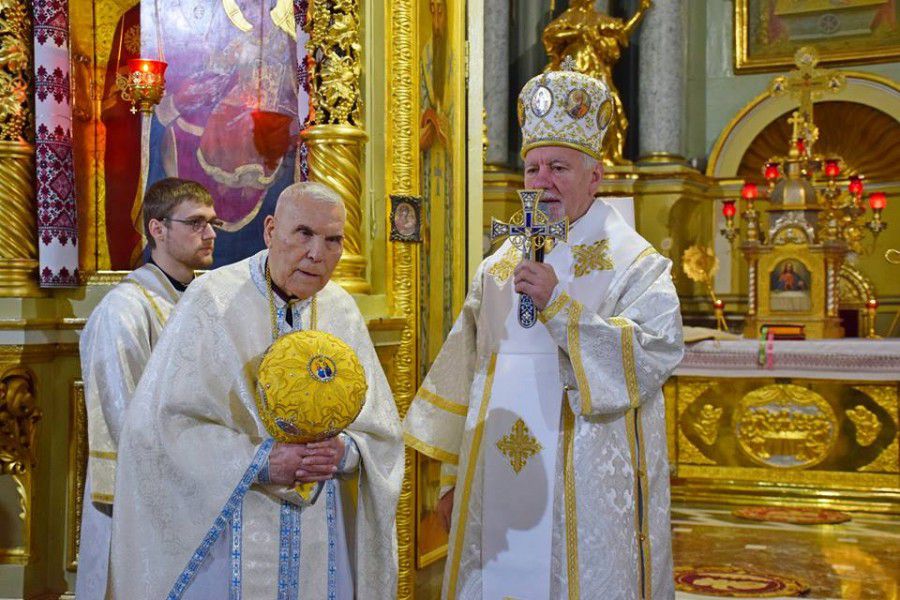 З 90-річчям професора духовної семінарії привітав міський голова Івано-Франківська