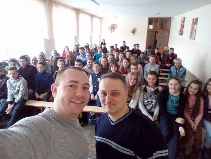 Юрій Тимків провів зустрічі з учнями у восьми школах Калуша