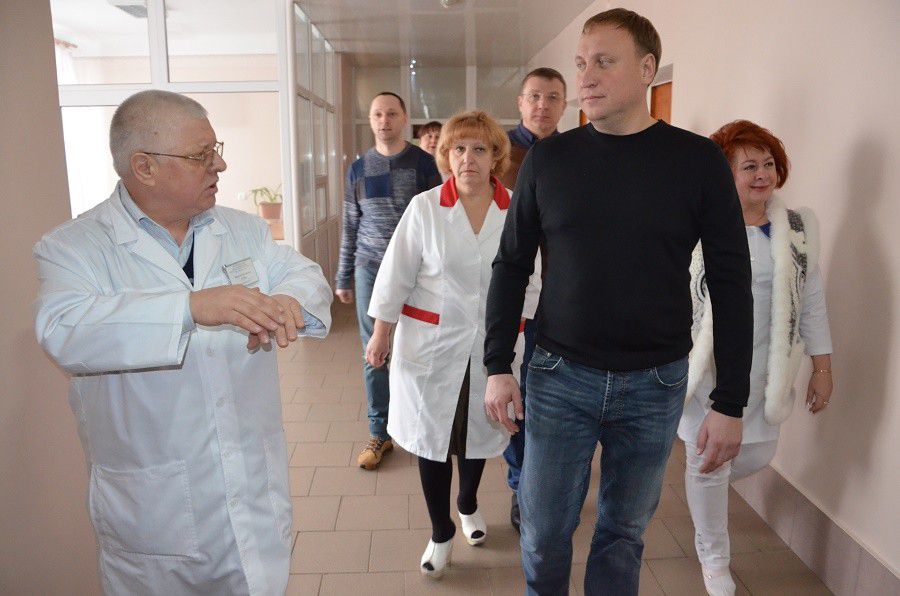 Віктор Шевченко разом із медиками оглянув нове паліативне відділення. 