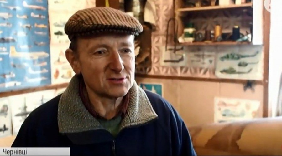 Цей літак авіатор відтворює заради власної мрії