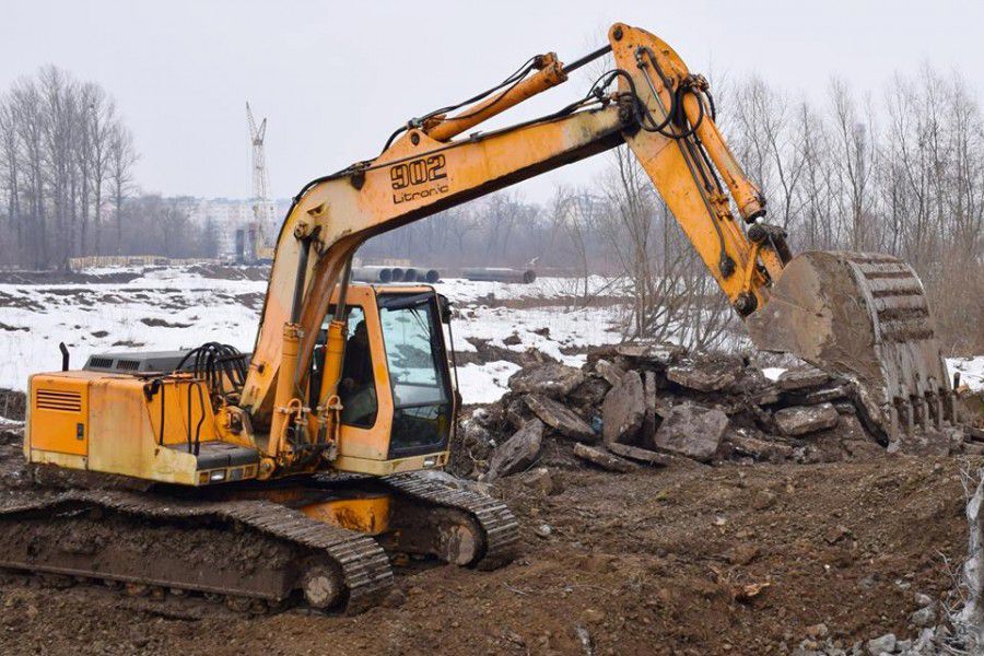 Один з наступних кроків - закупівля руди для створення металевих основ під міст