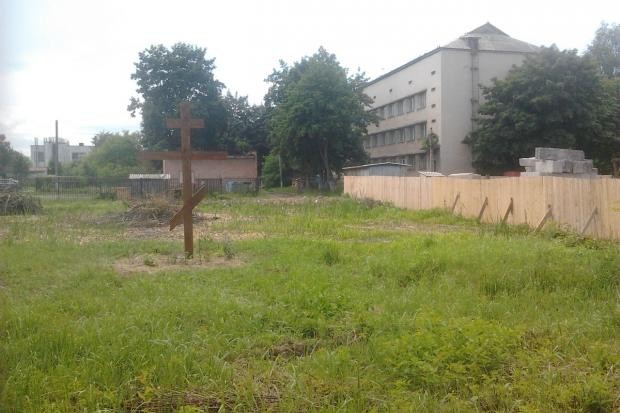 На місці майбутнього храму хрест встановили у травні 2015 року