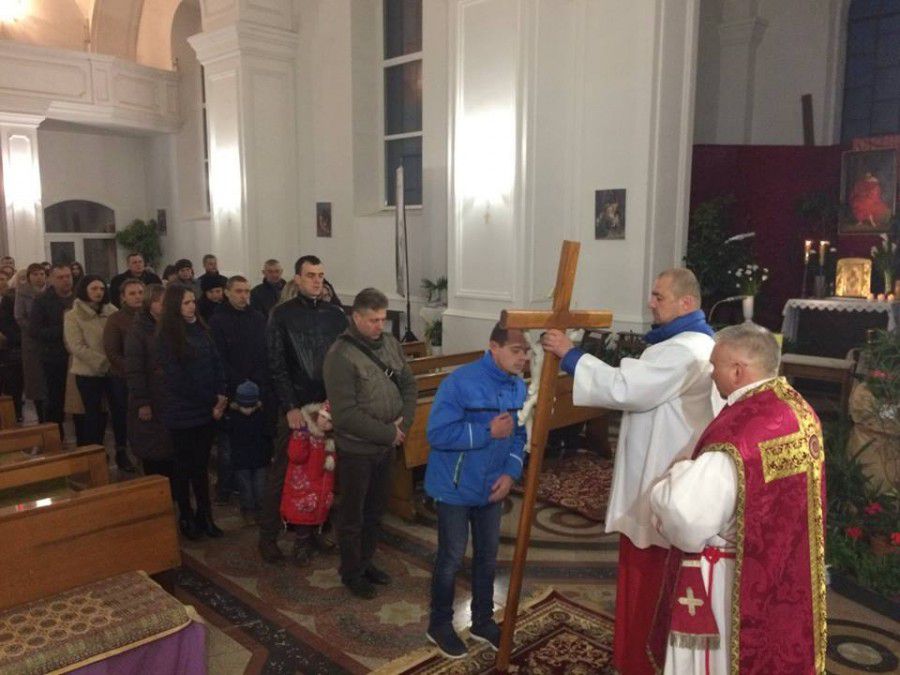  У неділю, 1 квітня, о 10.00 у костелі святого Валентина святкуватимуть Великдень. 