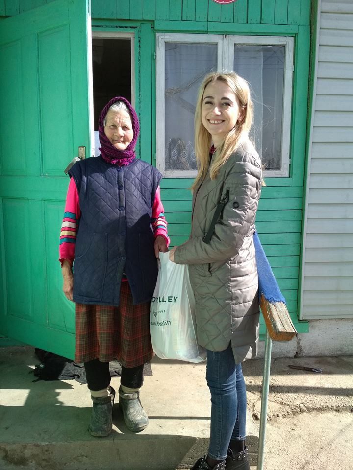 На Калущині працівники компанії &laquo;Ґудвеллі Україна&raquo; провели акцію "Великодні крила опіки"