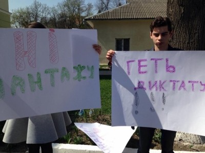 Студенти страйкують проти директора музичного училища