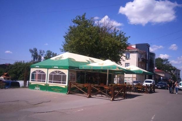 Пивні палатки втрачають популярність у Калуші | Фото: Архів "Вікон"