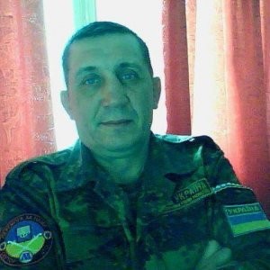 Чоловік розлучений, вдома його чекала старенька мама