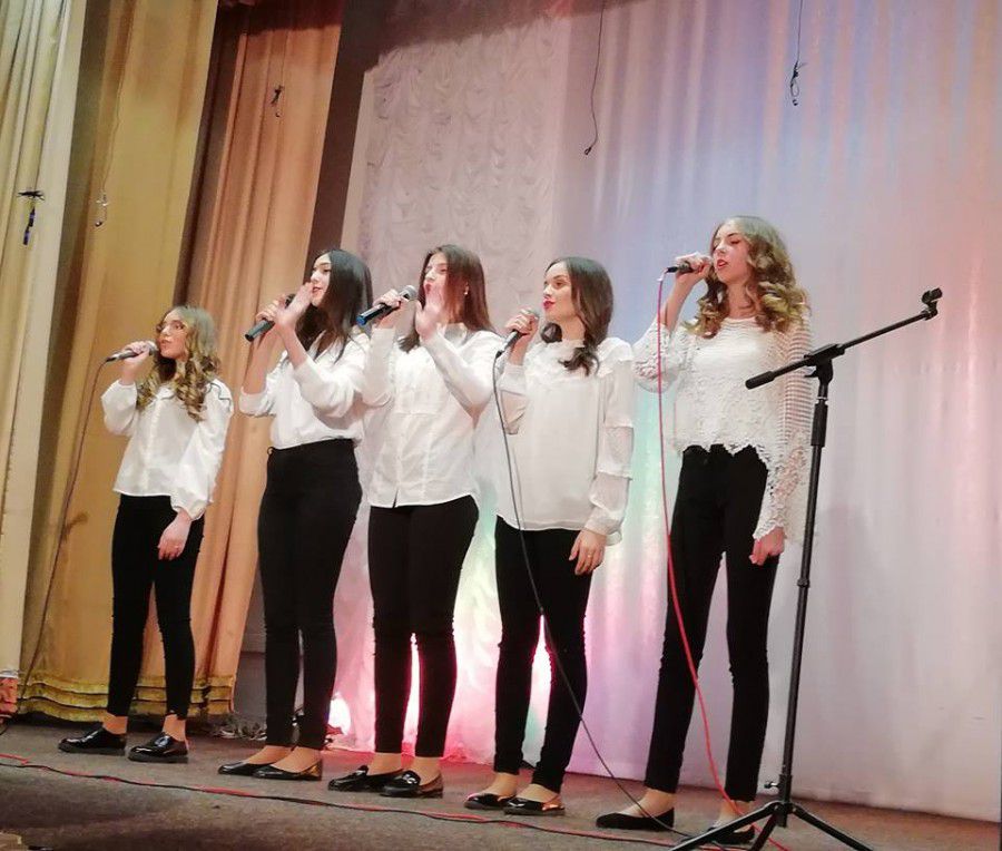 У Калуші за участю зразкової вокальної студії &laquo;Ліра&raquo; відбулася концертна програма 