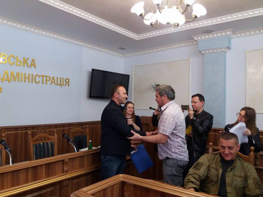 Загалом квартири отримали 12 бійців.