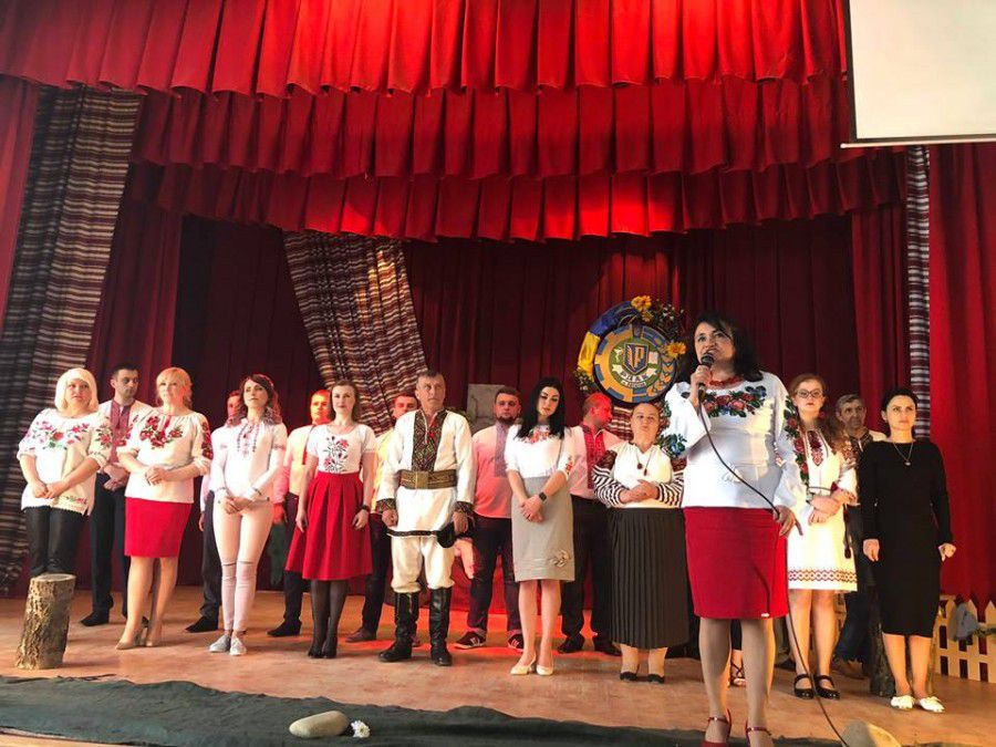 Спеціально для цієї вистави орендували байк, вартістю 25 тисяч доларів, та змайстрували хрест у людський зріст