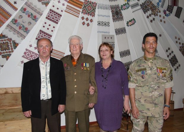 У рамках патріотичного діалогу в Калуській загальноосвітній школі І-ІІІ ступенів №4 відзначили 75- ту річницю створення 