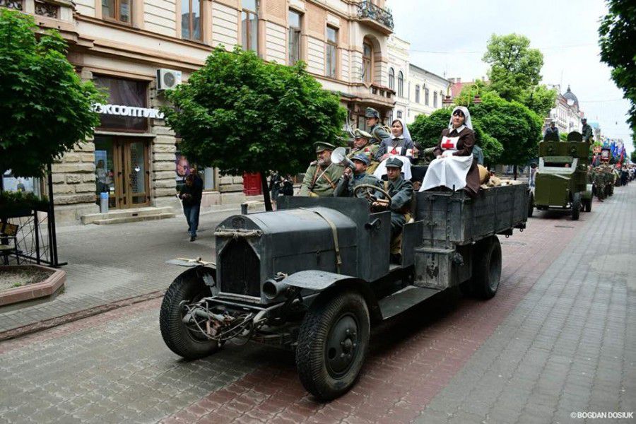 &laquo;Марш Слави&raquo; пройшов вулицями Івано-Франківська