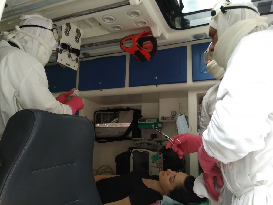 У Івано-Франківську навчали виявляти особливо небезпечні інфекції