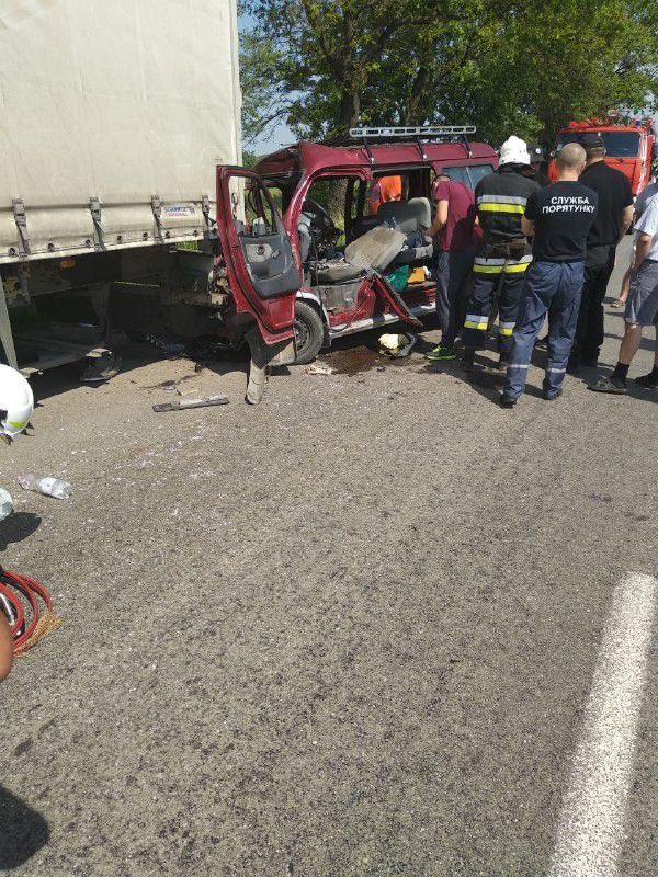 Аварія трапилася вчора в обід. 