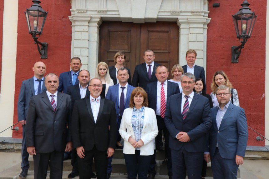 Під час візиту делегація було оглянула освітні установи міст Заальфельд та Унтервелленборн