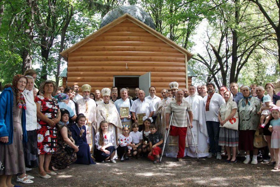 У Волновасі освятили храм до зведення якого долучився Івано-Франківськ
