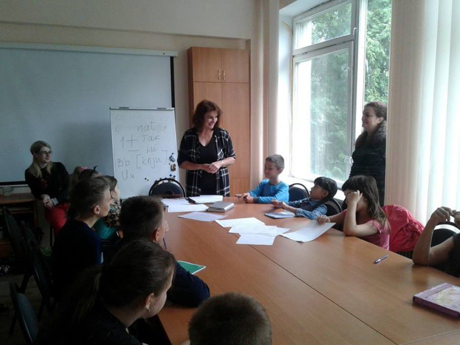 Третє літо поспіль розпочинає свою роботу школа вивчення англійської мови