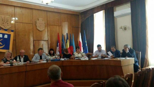 Виконавчим комітетом прийнято усі 22 рішення.