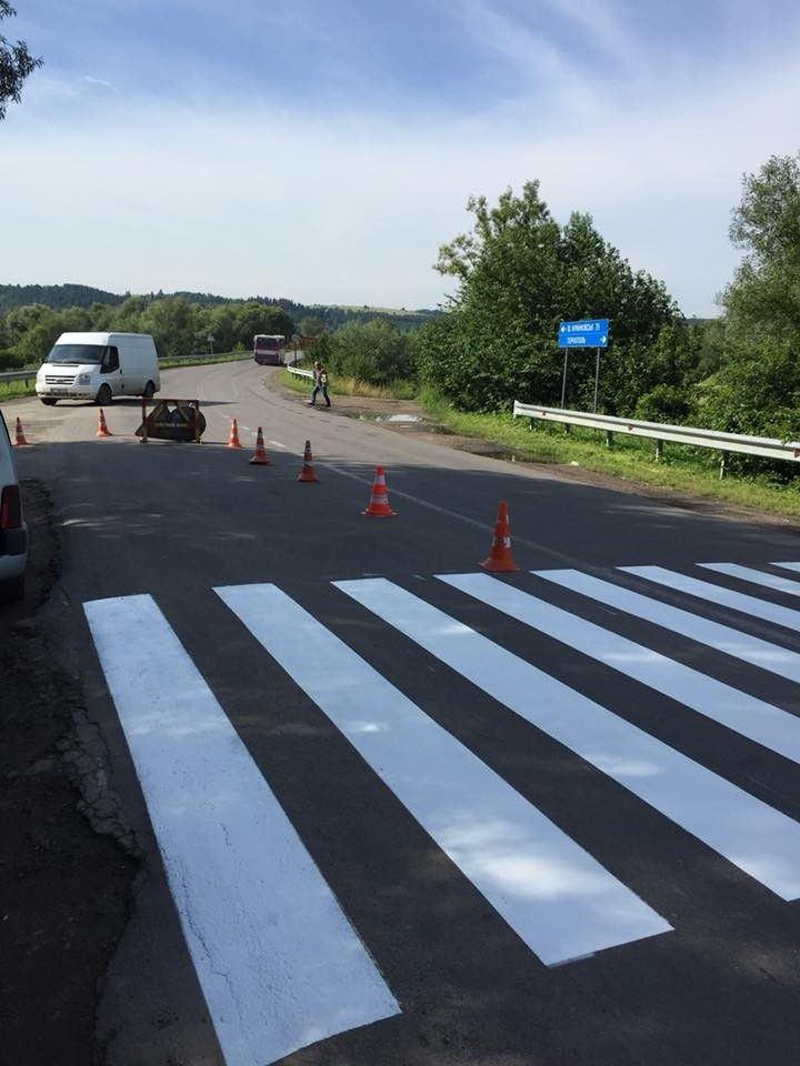 Гарантія на виконану розмітку - шість місяців.
