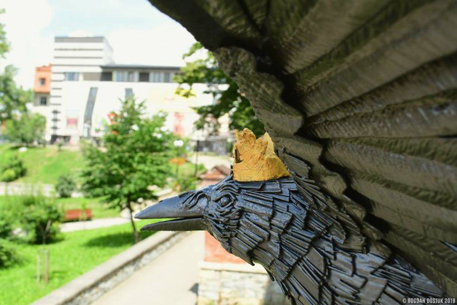 В Івано-Франківську встановили унікальну скульптуру 