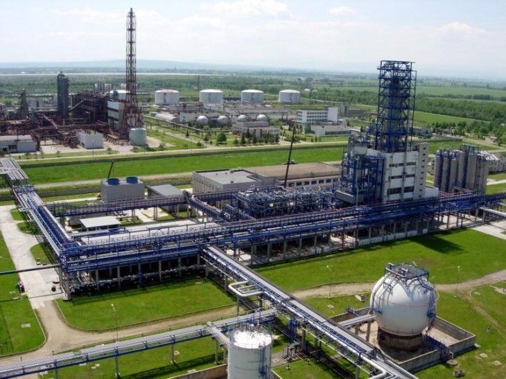 В червні 2017 року "Карпатнафтохім" відновив виробництво після п'ятирічного простою