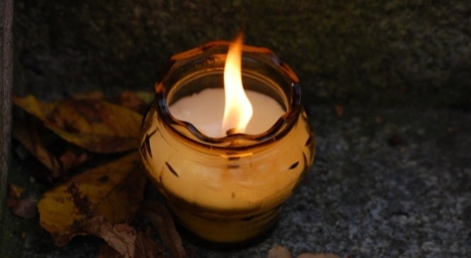 Ілюстрація. Православна Церква досі відмовляє у чині християнського похорону самогубцям, нехрещеним особам, атеїстам та 